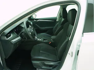 Škoda Octavia 1.5 TSI mHEV Selection-Lounge DSG