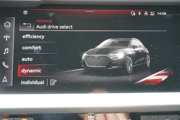 Audi A3 Sportback 35 TFSI Attraction S-tronic S-LINE!!!