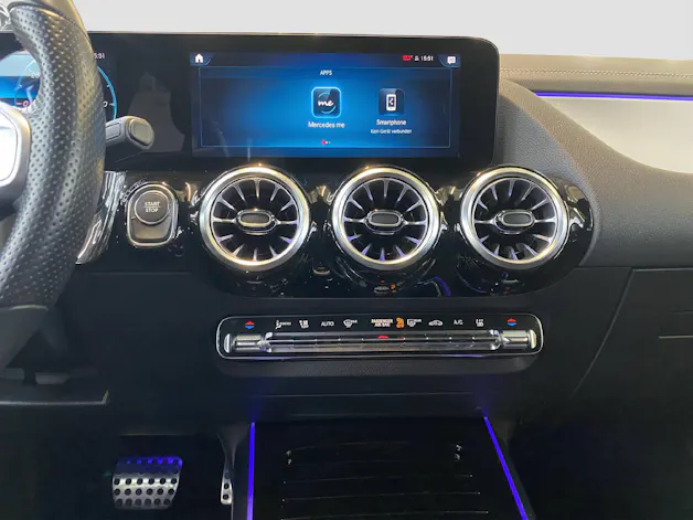 Mercedes-Benz EQA 250 AMG Line