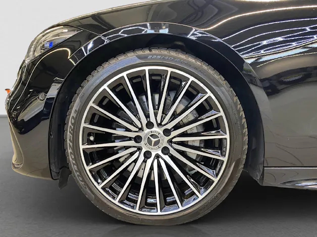 Mercedes-Benz C 220 d Swiss Star AMG Line 4MATIC