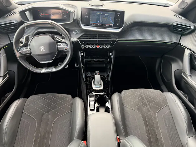 Peugeot 2008 1.2 PureTech GT Pack EAT8