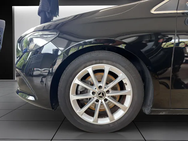 Mercedes-Benz B 220 4Matic Progressive