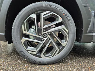 Hyundai Tucson 1.6 T-GDi HEV Vertex Swiss Edition 4WD