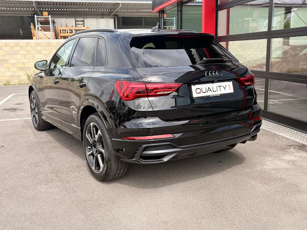Audi Q3 35 TFSI S line Attraction S-tronic