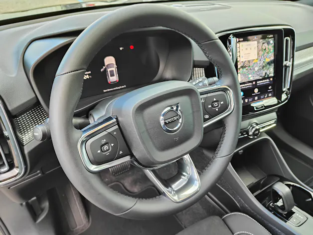 Volvo EX40 82kWh Twin Motor AWD Xcentric Edition