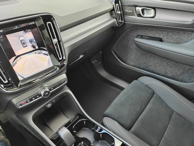 Volvo EX40 82kWh Twin Motor AWD Xcentric Edition