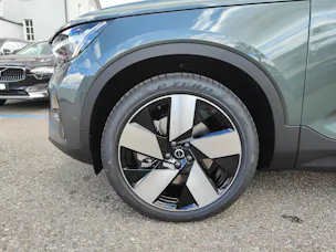 Volvo EX40 82kWh Twin Motor AWD Xcentric Edition
