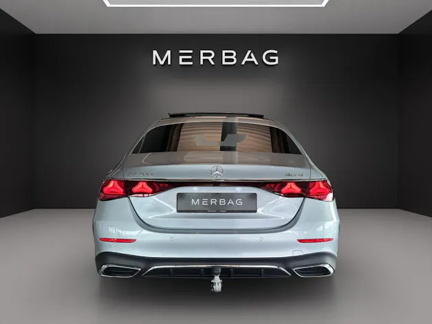 Mercedes-Benz E 220 d 4Matic