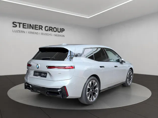 BMW iX xDrive45 M Sport