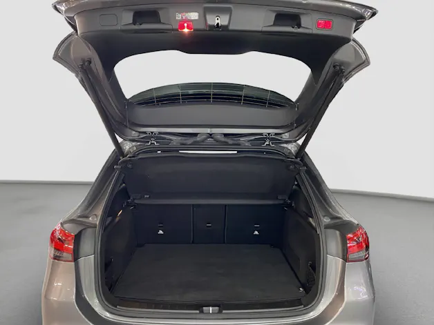 Mercedes-Benz GLA 200 d Progressive 4MATIC