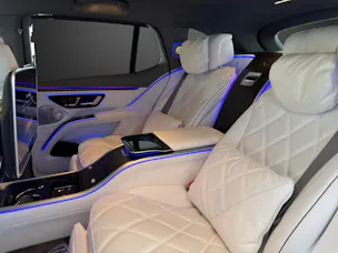 Mercedes-Benz EQS SUV 680 Maybach