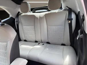 Fiat 500e Cabrio La Prima