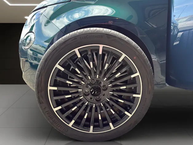 Fiat 500e Cabrio La Prima