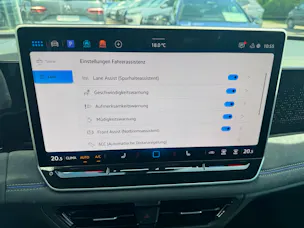 VW Tiguan 2.0 TSI DSG R-Line 4Motion