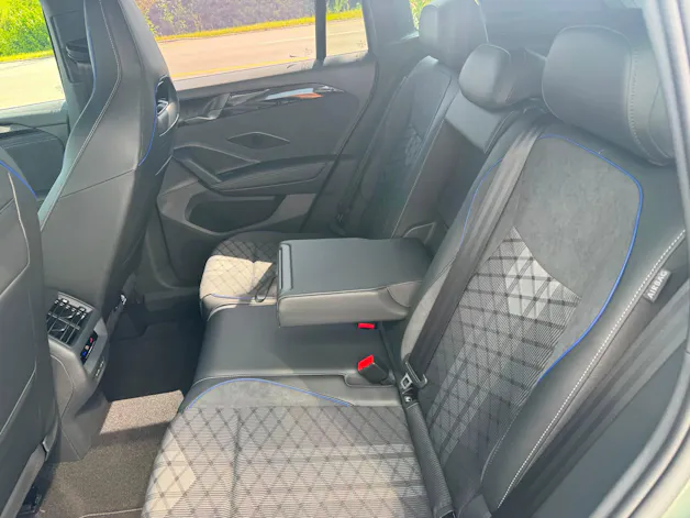 VW Tiguan 2.0 TSI DSG R-Line 4Motion