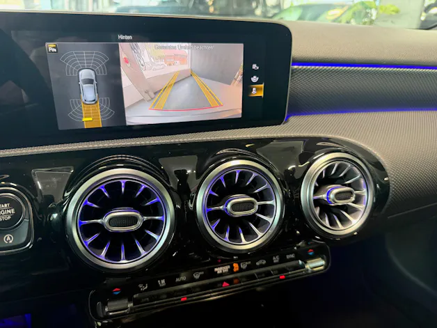 Mercedes-Benz A 200 Progressive 7G-DCT