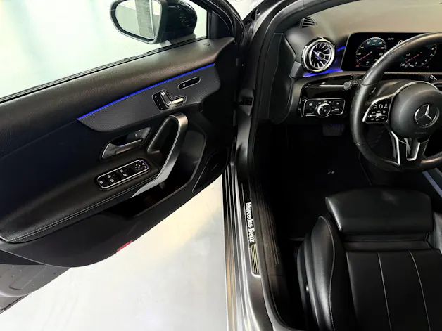 Mercedes-Benz A 200 Progressive 7G-DCT