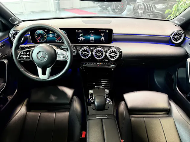 Mercedes-Benz A 200 Progressive 7G-DCT