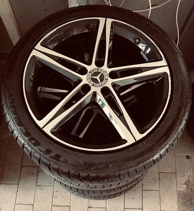 Mercedes-Benz A 200 Progressive 7G-DCT
