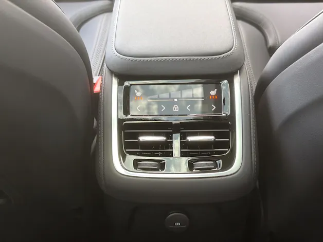 Volvo XC90 T8 eAWD PluginHybrid Plus Dark Geartronic