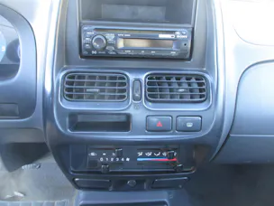 Nissan NP300 4x4 King Cab