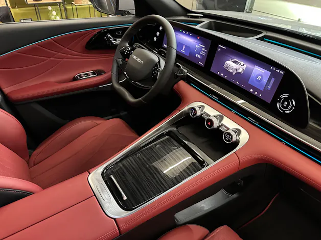 OMODA 9 PHEV SHS Exclusive AWD
