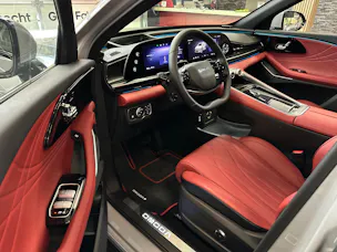 OMODA 9 PHEV SHS Exclusive AWD