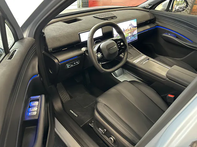 OMODA 7 1.5T SHS PHEV Luxury