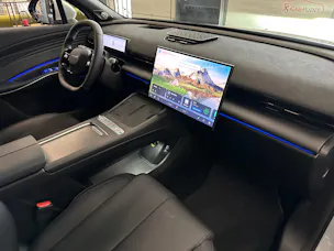 OMODA 7 1.5T SHS PHEV Luxury