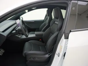Tesla Model Y Performance AWD
