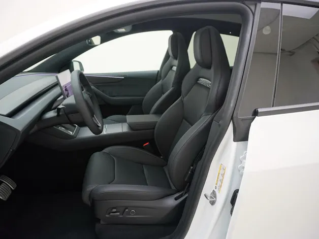 Tesla Model Y Performance AWD