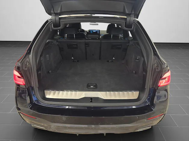 BMW 530e xDrive Touring M Sport Steptronic