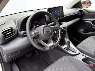 Toyota Yaris 1.5 VVT-i HSD Comfort