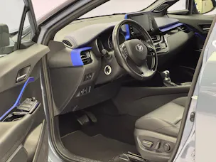 Toyota C-HR 2.0 VVTi HSD Style