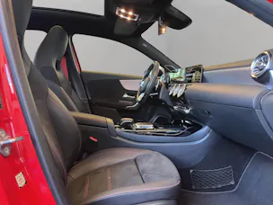 Mercedes-Benz A 35 AMG 4Matic Speedshift (CH)