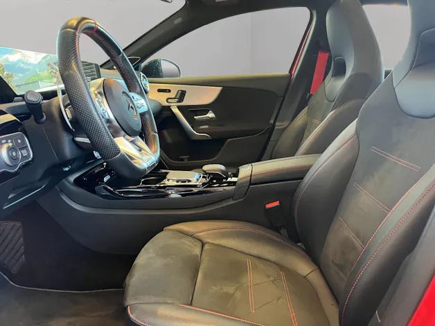 Mercedes-Benz A 35 AMG 4Matic Speedshift (CH)