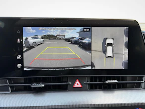 https://vehicle.imgix.net/4346007/4813ddf1-8f6e-48f6-99f6-be5680a7f0b6.jpg