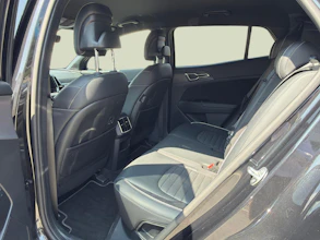https://vehicle.imgix.net/4346007/736090c9-33a1-4e23-ab89-444ef8515915.jpg