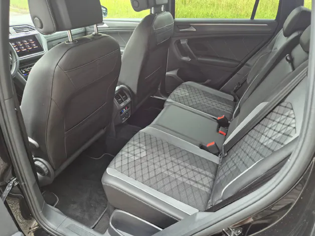 VW Tiguan 2.0 TSI R-Line DSG Black Style