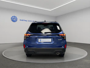 Fahrzeugbild SUBARU Forester Station 2.0i e-Boxer Luxury