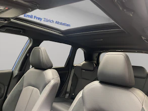 https://vehicle.imgix.net/4346026/d282b3e5-29ee-4ea0-b61a-a88b9f1e5965.jpg