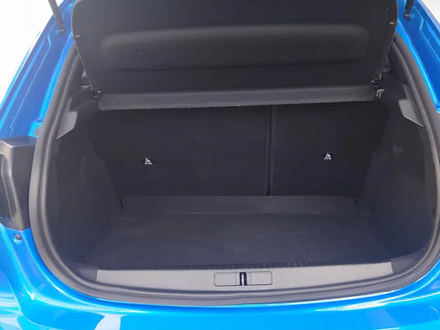 Peugeot 208 1.2 Hybrid GT