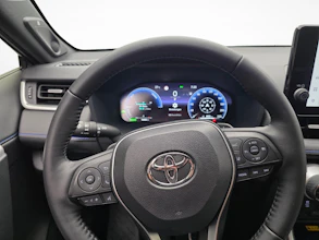 https://vehicle.imgix.net/4346109/c125b91a-1dbc-414a-bc1a-840a94bbedfe.jpg