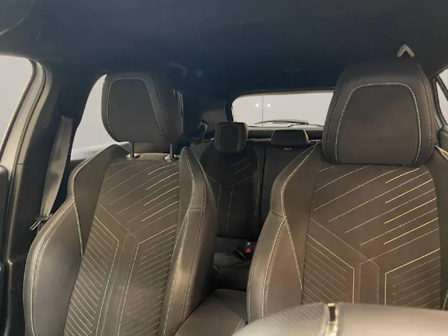 Peugeot 2008 1.2 Hybrid 145 GT