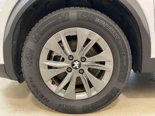Peugeot 2008 1.2 Hybrid 145 GT