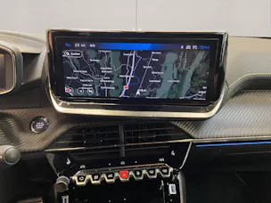 Peugeot 2008 1.2 Hybrid 145 GT