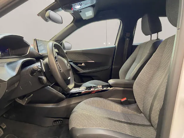 Peugeot 2008 1.2 Hybrid 145 Allure