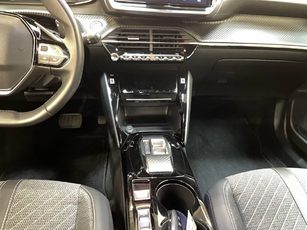 Peugeot 2008 1.2 Hybrid 145 Allure