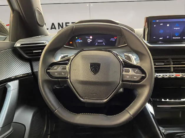 Peugeot 2008 1.2 Hybrid 145 Allure