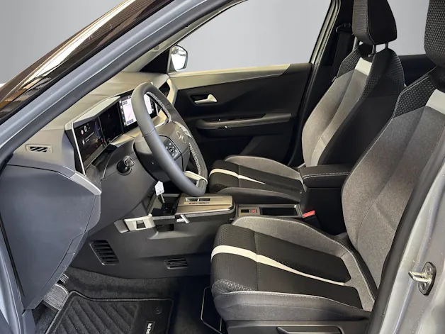 Opel Frontera 1.2 T HEV 145 GS